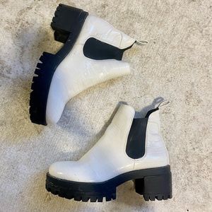 White platform Chelsea boots